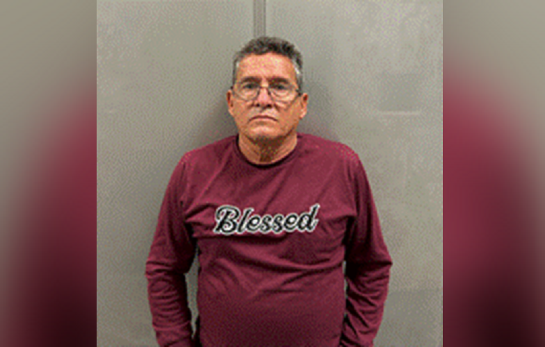 El hombre es acusado de varios delitos graves en EEUU. (Foto © ICE New Orleans-Twitter)