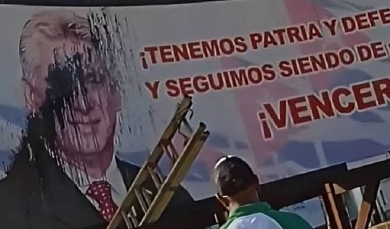 Arrojan pintura a cartel con la cara de Díaz-Canel en Matanzas