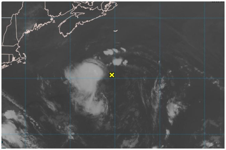 Tormenta ‘Erin’ podría convertirse en un poderoso huracán para el jueves
