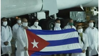 Las misiones médicas cubanas han sido denunciadas en múltiples ocasiones como esclavismo moderno. (Captura de pantalla © EfectoNaim- YouTube)