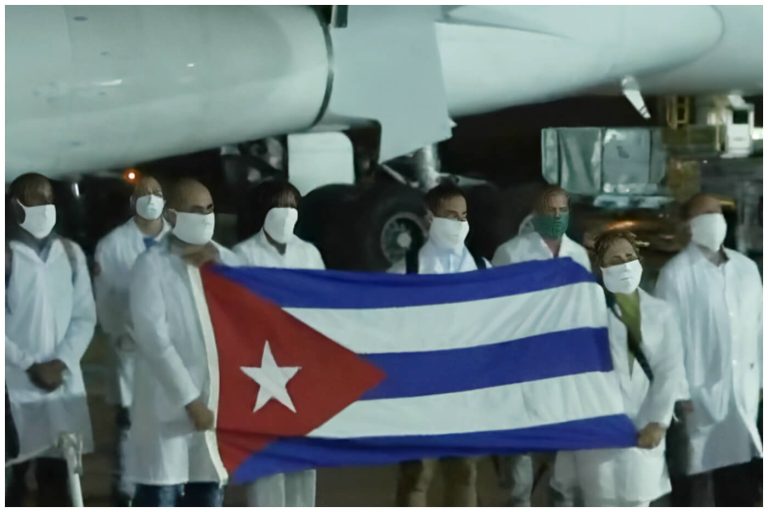 Jamaica pone fin a la cooperación médica con Cuba tras casi 50 años