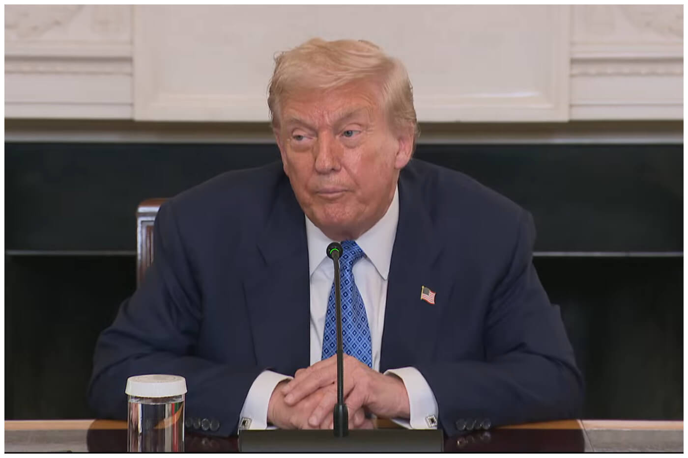 Trump aseguró que un fallo en su contra sería fatal para la economía de su país. (Captura de pantalla © Associated Press- YouTube)
