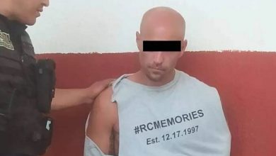 Cubano detenido por dañar varios vehículos. (Foto © Fiscalía General del Estado de Chiapas)