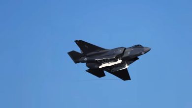 Avión militar estadounidense. (Captura de pantalla © Sam Eckholm-YouTube)