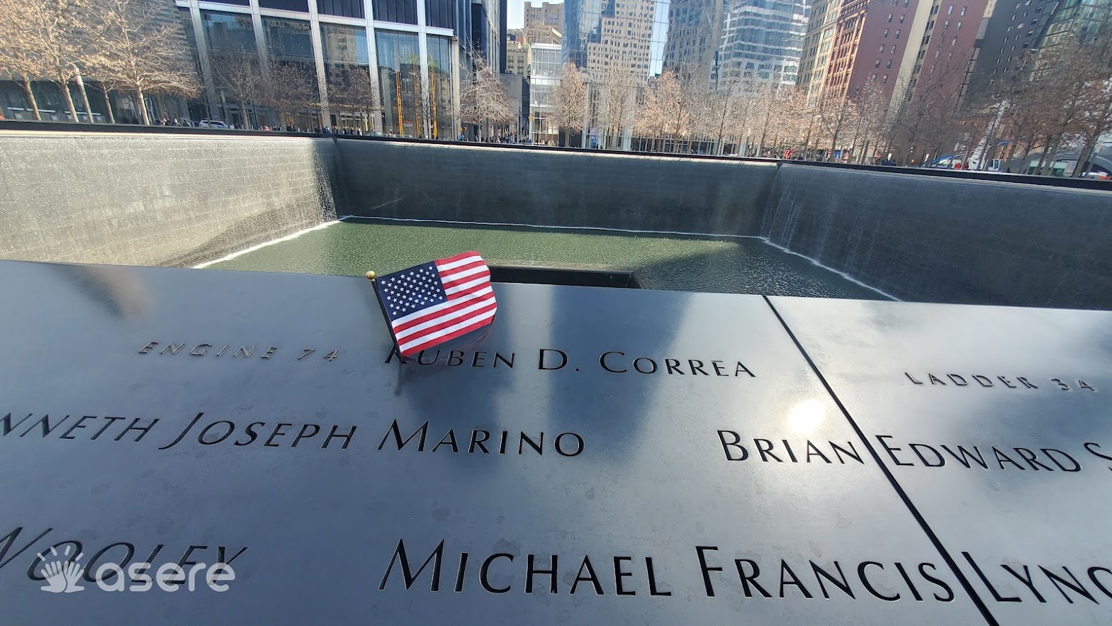 Zona cero, lugar donde se recuerda a las víctimas del atentado. (Foto © Asere Noticias)