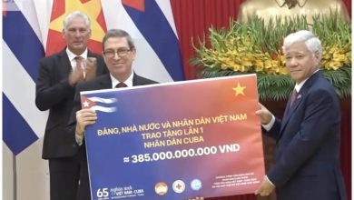 El gobierno de Vietnam, como el de Cuba, invierte en su imagen y aliados, mientras su población permanece en la pobreza. (Captura de pantalla © Canal Caribe- YouTube)