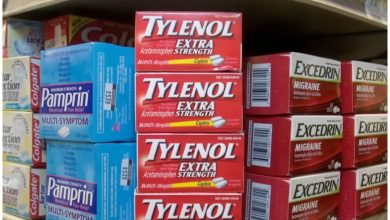 Tylenol es el nombre de patente para el paracetamol, o acetaminofén en EEUU. (Captura de pantalla © PBS Mornings- YouTube)