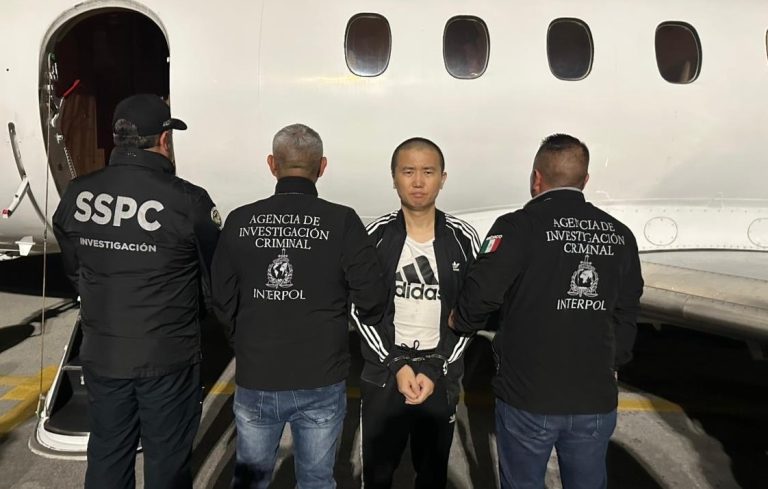 Zhi Dong Zhang, capo del fentanilo detenido en Cuba, es extraditado a México