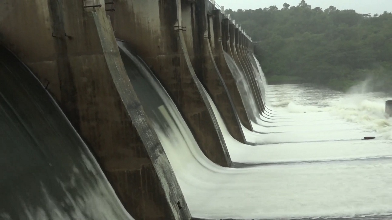 Embalses en Santiago de Cuba. (Captura de pantalla © Televisión Santiago de Cuba-YouTube)