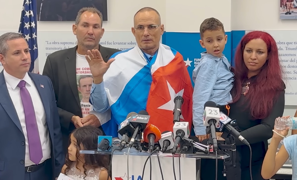 José Daniel Ferrer García dando su primer discurso en Florida. (Captura de pantalla © Eliécer Avila-YouTube)