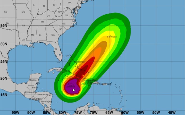 Melissa se convierte en huracán y alcanza la categoría 4 cerca de Cuba