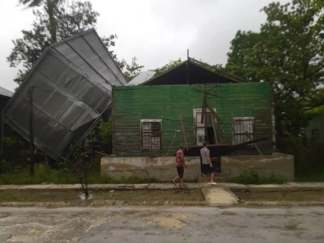 Imágenes del oriente cubano tras el paso de Melissa. (Foto © Lázaro Manuel – Facebook)