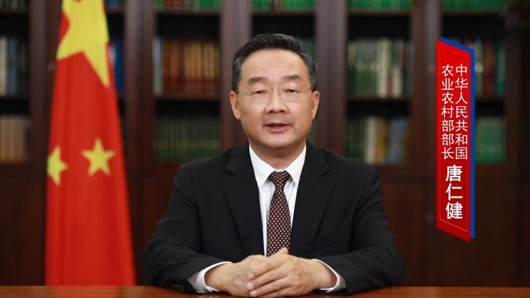 China condena a muerte a su exministro de Agricultura por corrupción