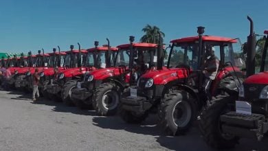 Tractores en Pinar del Río. (Captura de pantalla © Gobierno Provincial de Pinar del Río-Facebook)