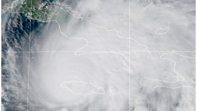 El huracán Melissa no ha reducido categoría pese a su paso por Jamaica. (Captura de pantalla © NOAA- X)
