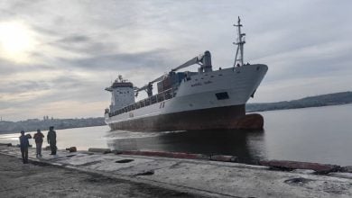 Buque de ayuda humanitaria. (Foto © Eduardo Rodríguez Dávila-Facebook)