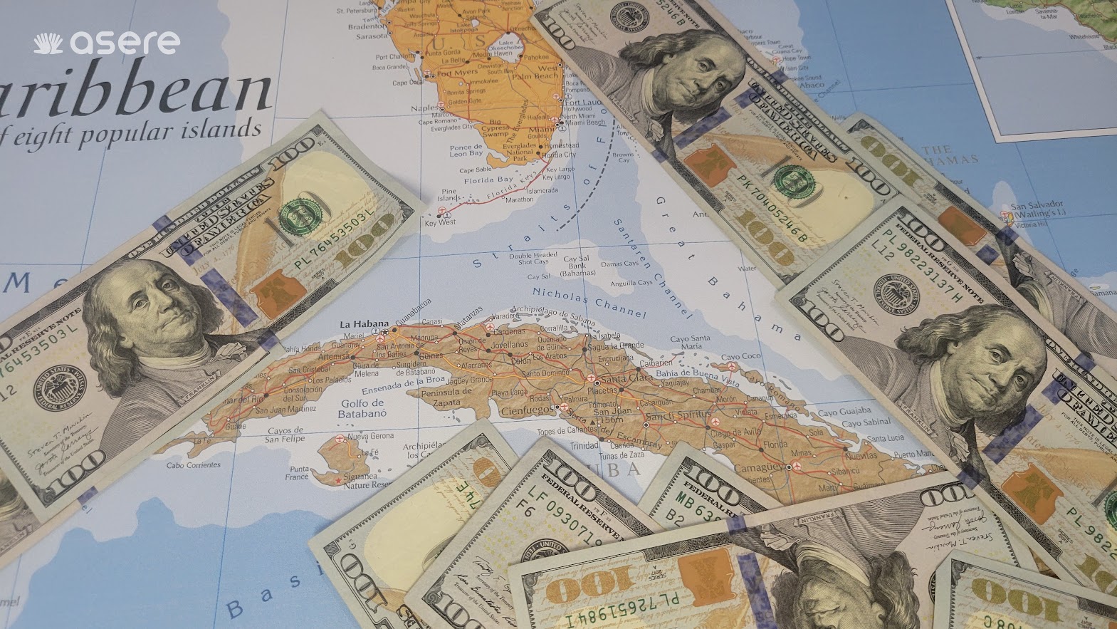 Imagen ilustrativa de dólares estadounidenses. (Foto © Asere Noticias)