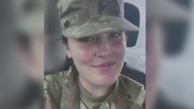 La Guardia Nacional falleció a causa de sus heridas. (Captura de pantalla © FOX31 Denver-YouTube)