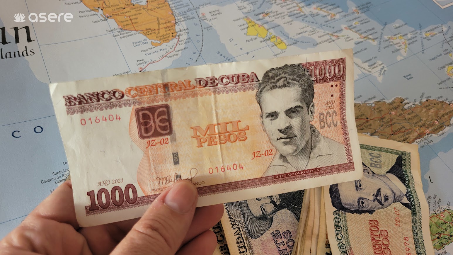 Imagen ilustrativa de un billete de mil pesos cubanos. (Foto © Asere Noticias)