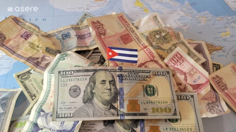 BCC sube precio oficial del dólar, pero el mercado informal sigue dominando