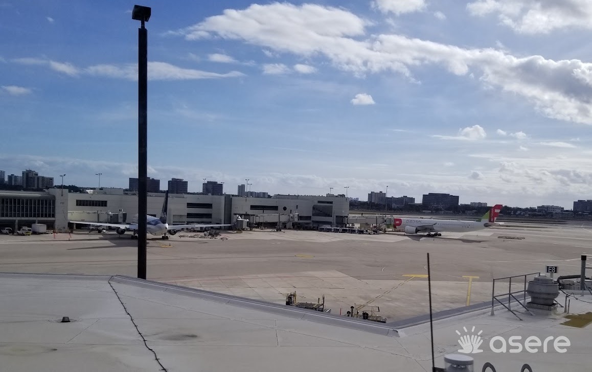 Aeropuerto Internacional de Miami, en Florida. (Foto © Asere Noticias)