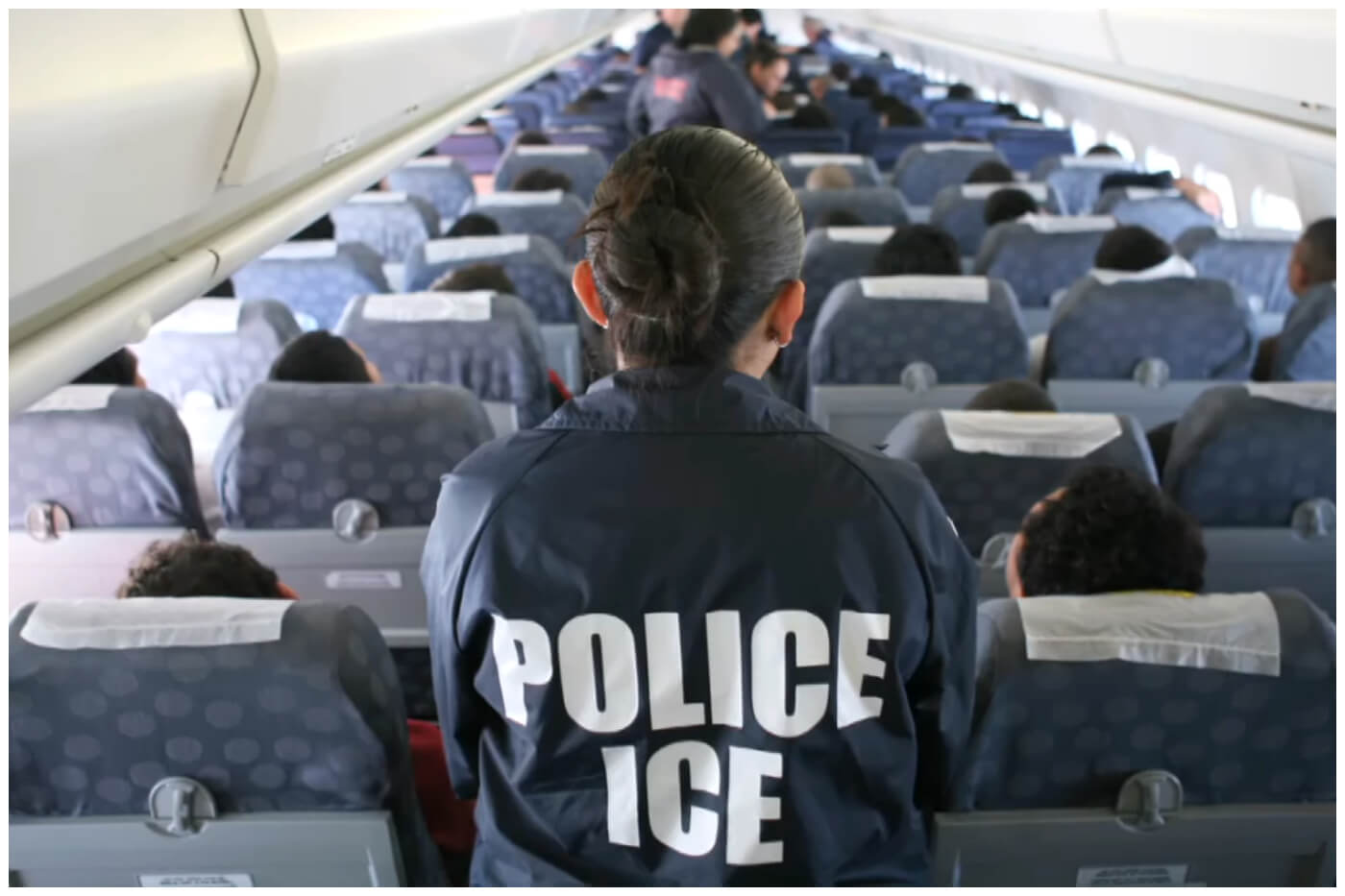 Además de los que envía a Cuba, EEUU manda cubanos a terceros países, incluso a África. (Captura de pantalla © wwwICEgov- YouTube)