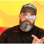 Alexander Otaola, conocido por su postura de denuncia contra el régimen. (Captura de pantalla © Cubanos por el mundo- YouTube)