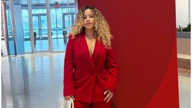 Flor de Cuba llegó a las instalaciones de Telemundo. (Captura de pantalla © Una flor oficial- Instagram)