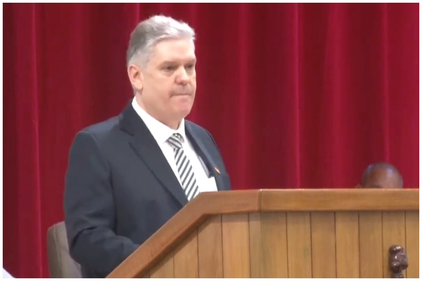 El exministro cubano ha sido señalado hasta por espionaje. (Captura de pantalla © Valores team- YouTube)