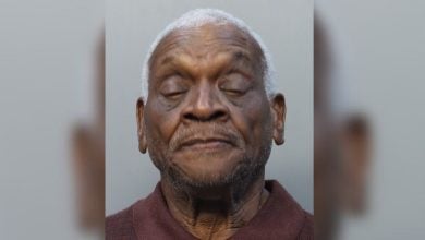 El anciano reaccionó de manera violenta sin ningún motivo aparente. (Foto © Miami-Dade County Corrections and Rehabilitation)