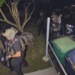 Operativo en Palmetto States. (Captura de pantalla © WPLG Local 10-YouTube)