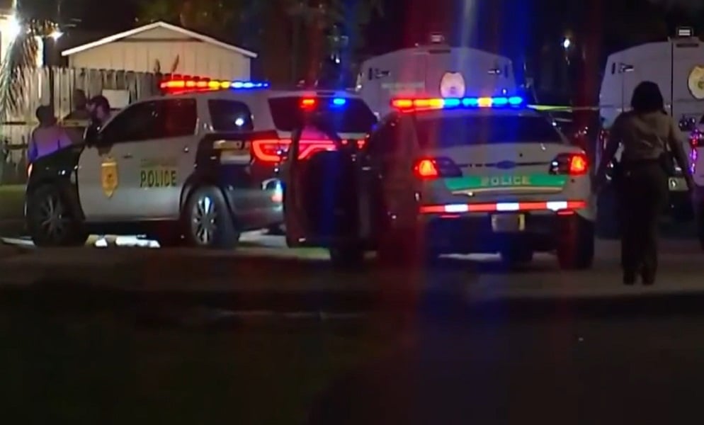 Tiroteo deja dos muertos en Miami-Dade. (Captura de pantalla © Telemundo 51)