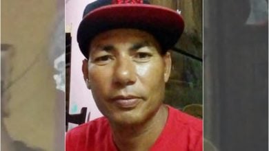 El hombre se encontraba en su casa y confrontó a los invasores, que lo atacaron. (Captura de pantalla © Marlon Guantanamo- Facebook)