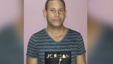 El hombre fue hallado dentro de la letrina de su vivienda. (Foto © Yosmany Mayeta Labrada-Facebook)