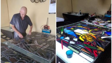 Proceso de restauración de los vitrales.(Foto © Arzobispado de Santiago de Cuba-Facebook)