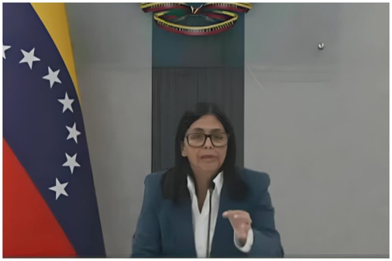 Delcy Rodríguez visitará a Trump mientras Maduro sigue detenido en EEUU