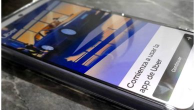 Teléfono con Uber, la aplicación de viaje más famosa. Imagen de referencia. (Foto © Asere Noticias)