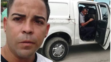 El joven captó a los servidores de la SE siguiéndolo. (Foto © Radio y Televisión Martí)