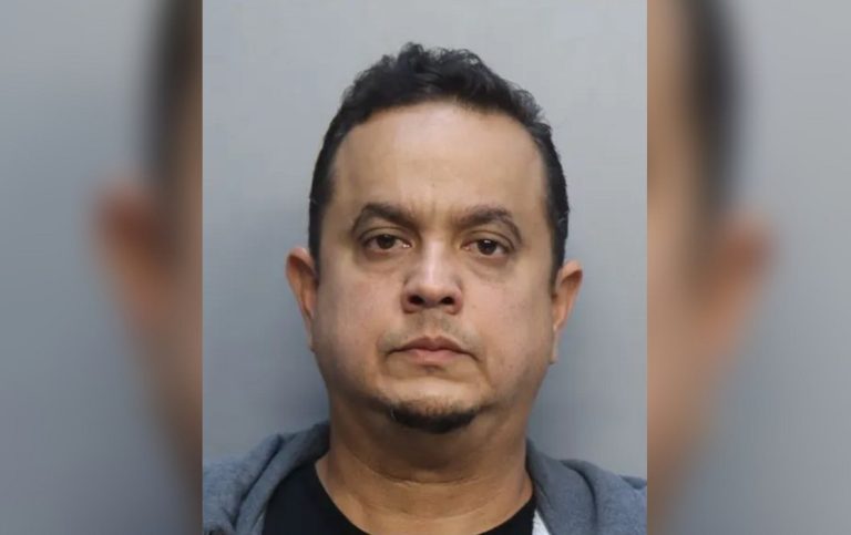 Arrestan al dueño de joyería en Miami por vender marcas de lujo falsificadas