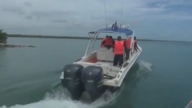 Guardafronteras de Cuba en el mar. (Captura de pantalla © AmericaTeVe Miami-YouTube)