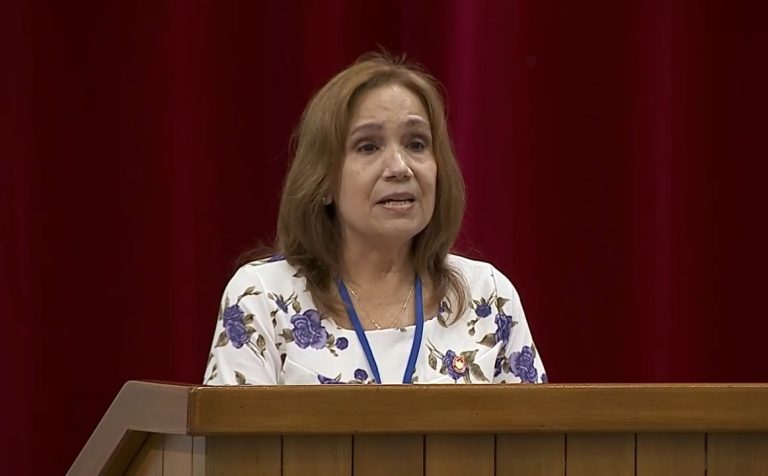 Señalan a Ana María Mari Machado como figura principal en posible transición de gobierno
