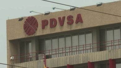 Imagen ilustrativa de un edificio de PDVSA. (Captura de pantalla © EL TIEMPO-YouTube)