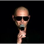 Pitbull, cantante cubanoamericano. (Captura de pantalla © Front Row Music- YouTube)
