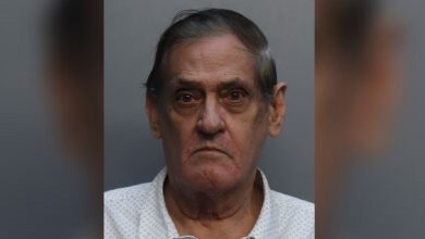 El hombre se apoderó de medio millón de dólares fingiendo ser un contador certificado. (Foto © Miami-Dade County Corrections and Rehabilitation)