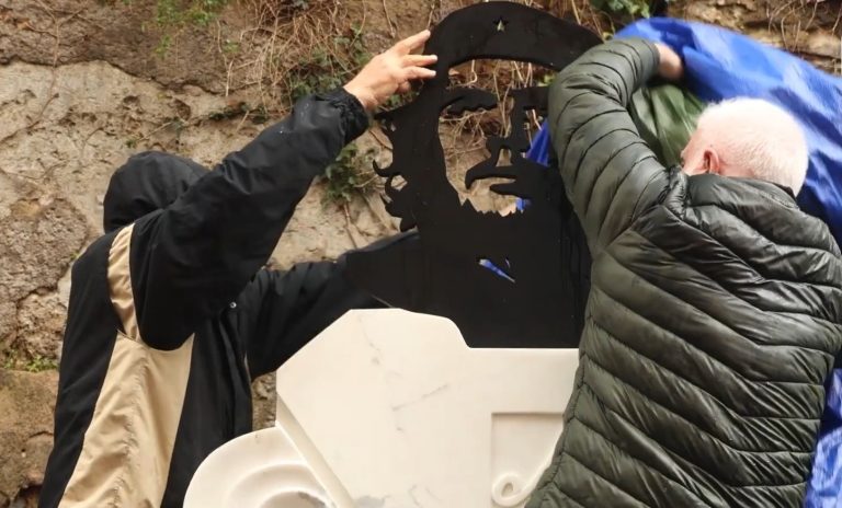 “Patria y Vida”: vandalizan polémica estatua del Che Guevara en Italia