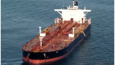 Buque petrolero ruso. Imagen de referencia. (Captura de pantalla © El Heraldo de México- YouTube)