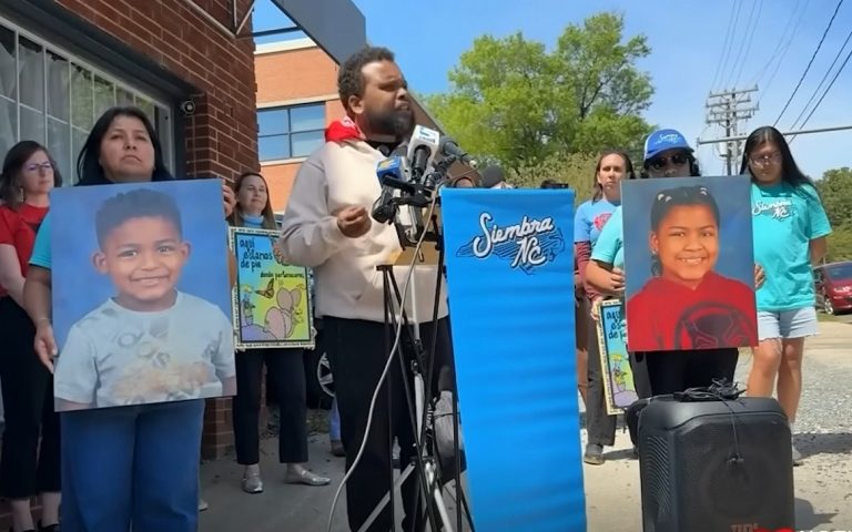 Emboscadas de ICE en citas rutinarias: familia migrante es deportada en 72 horas