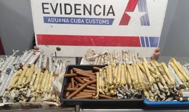 Aduana de Cuba detecta casi 2.000 tabacos que iban de contrabando a EEUU
