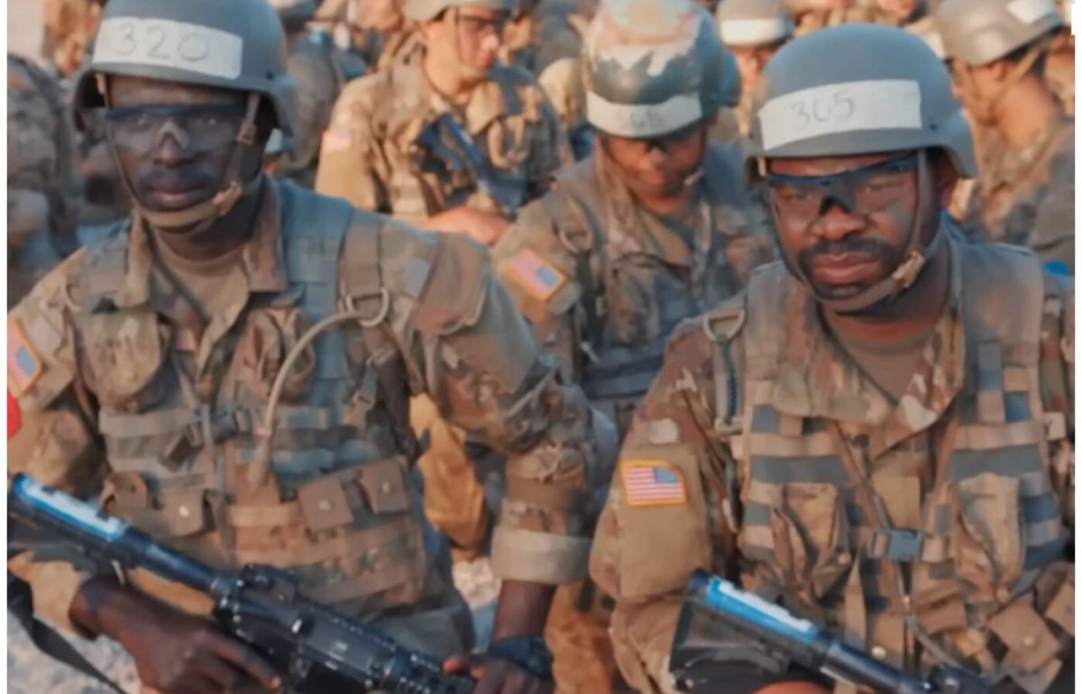 El ejército de EEUU aprovechará los migrantes y solicitantes de asilo que no son bienvenidos según la administración Trump. (Captura de pantalla © IMD Aviation Channel- YouTube)