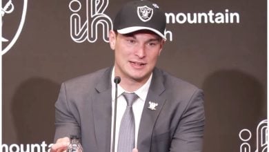 Fernando Mendoza consguió un contrato millonario con los Raiders de Las Vegas. (Captura de pantalla © Associated Press- YouTube)